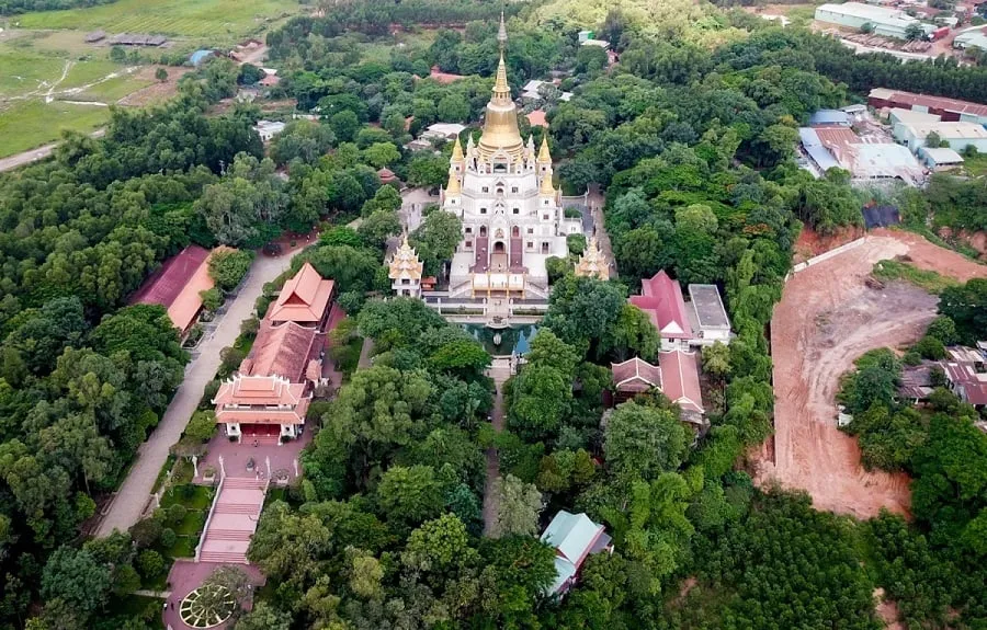 Buu Long Pagoda from above