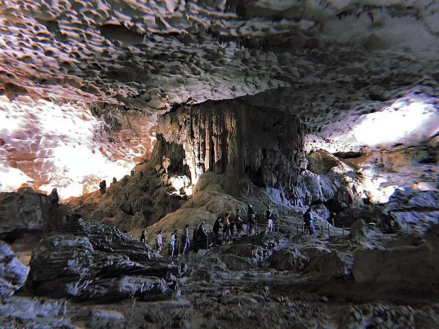 Sung Sot Cave is unique and mysterious