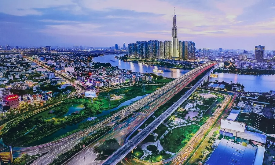 Sài Gòn hoa lệ luôn rực rỡ