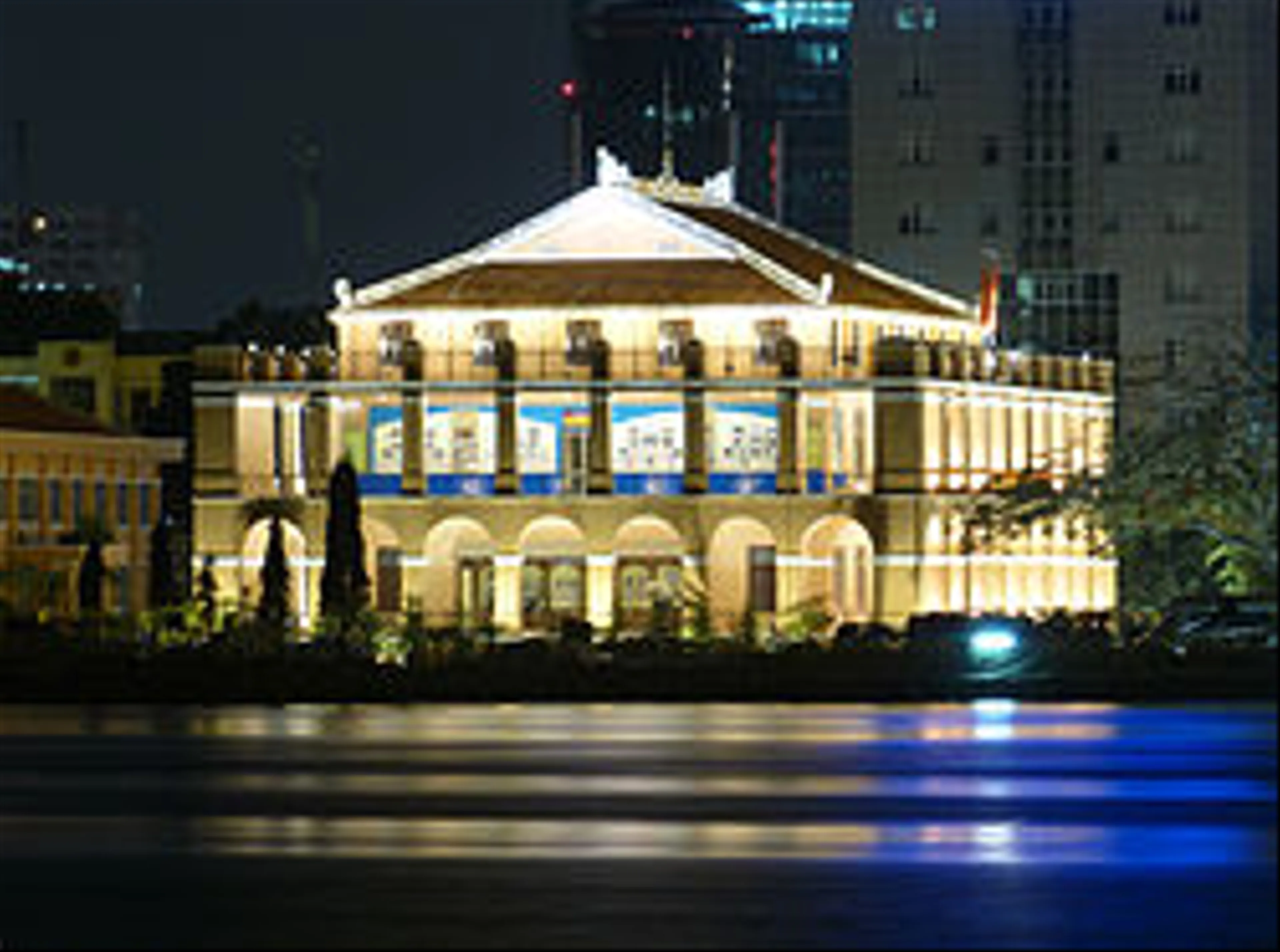 8 Must-Visit Attractions in Saigon