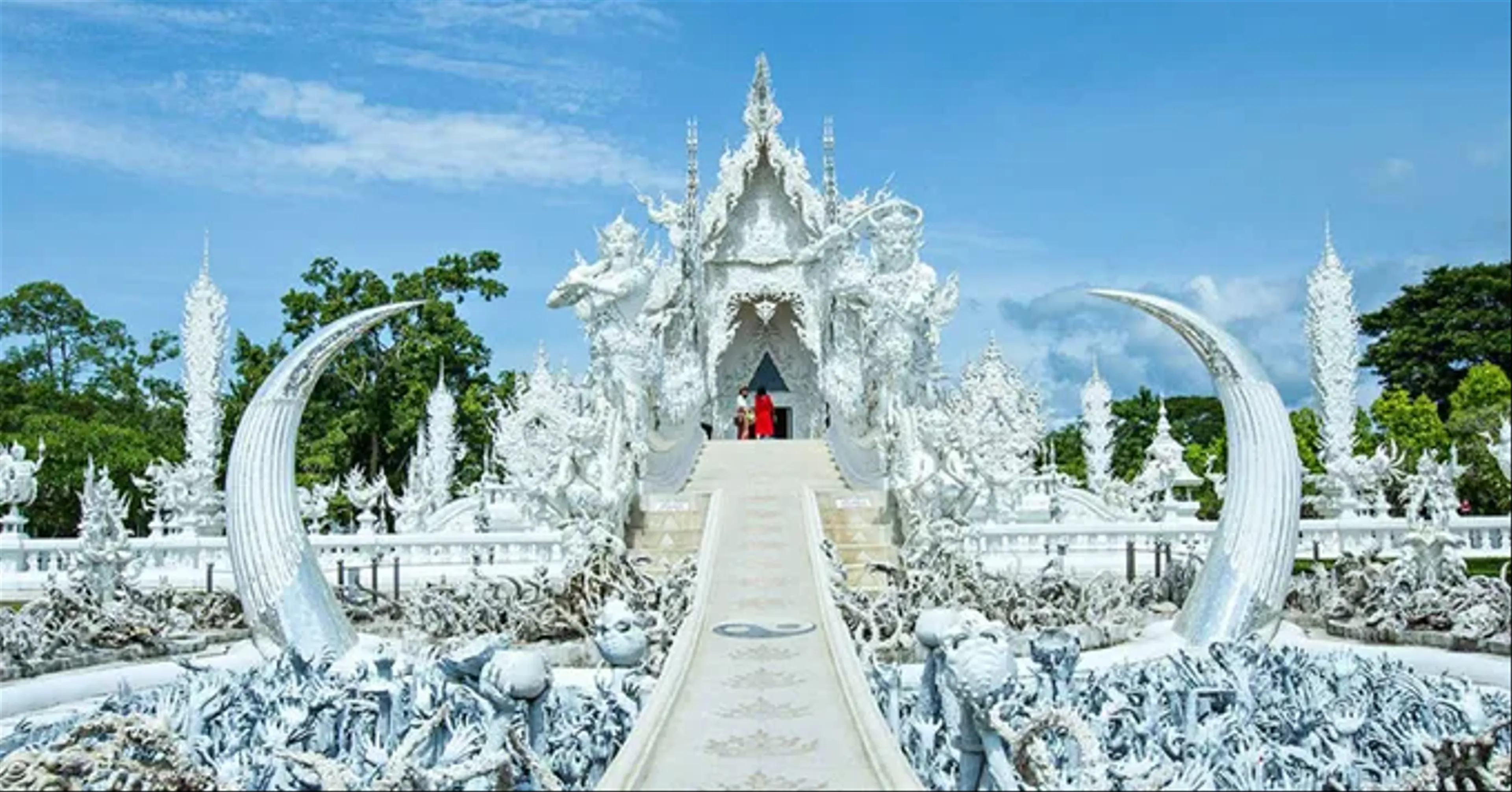 Doi Organic Park Buddhist Temple là một ngôi chùa tọa lạc trên đồi ở tỉnh Chiang Rai