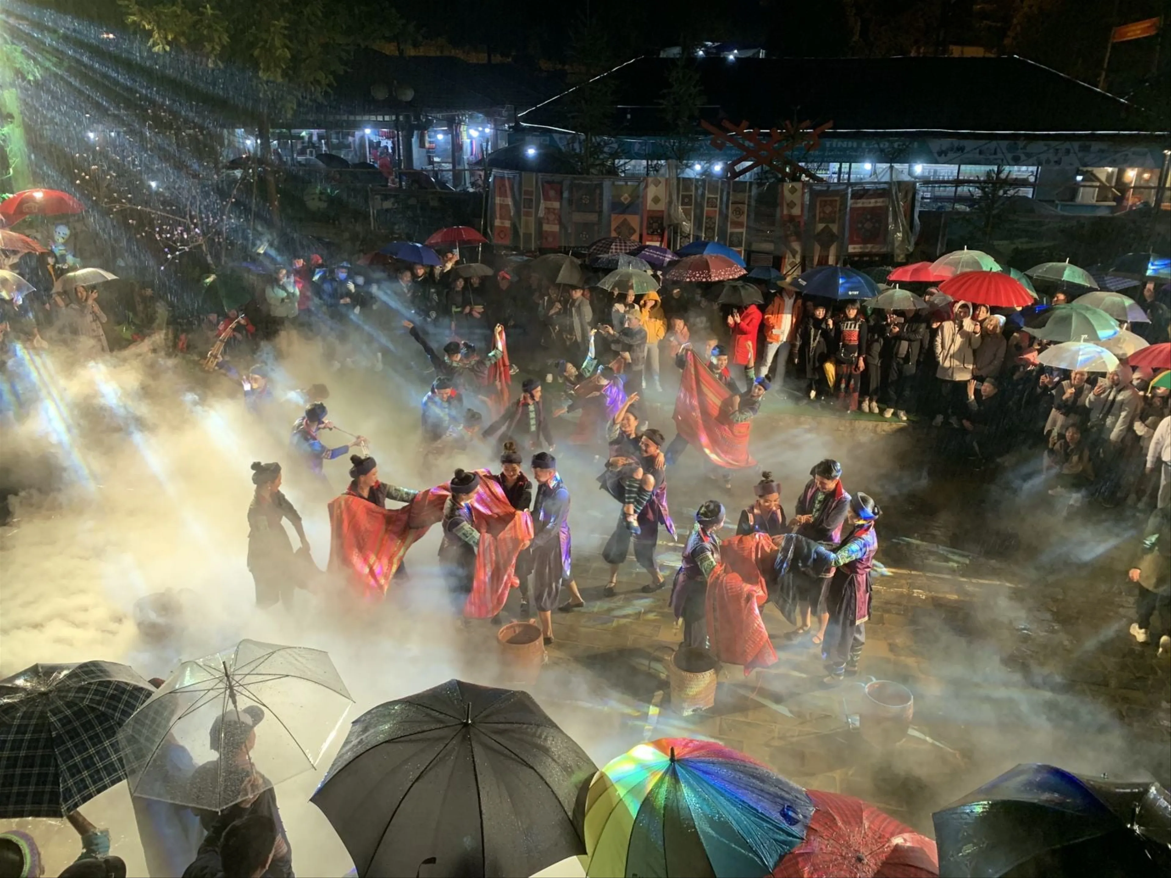 Sapa Love Market - A place that preserves traditional cultural values