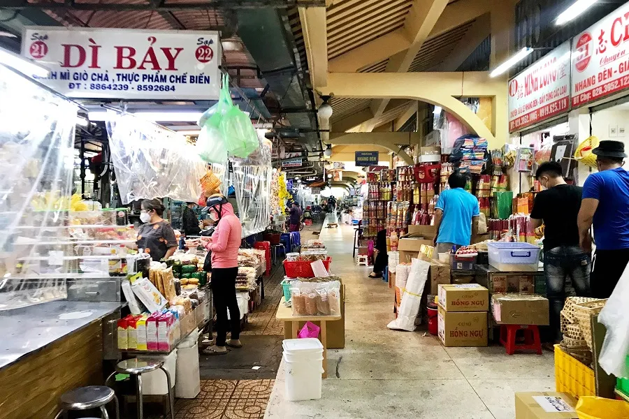 Diverse stalls with all kinds of goods
