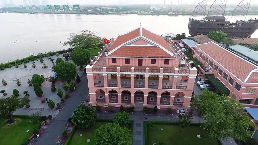 Bến Nhà Rồng nhìn từ trên cao