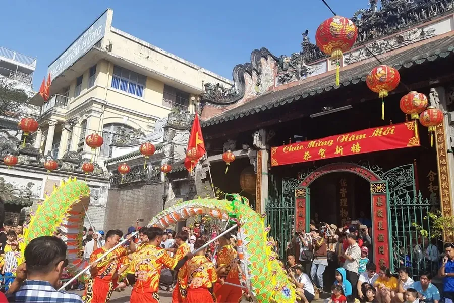 The "Via Ba" festival takes place at the pagoda every year