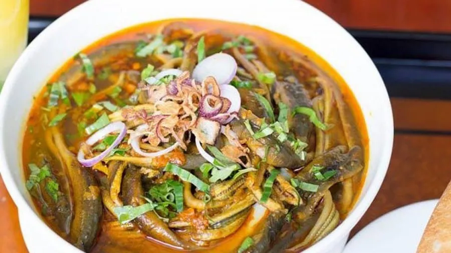 Mỗi một vùng miền lại có cách chế biến món miến lươn khác nhau