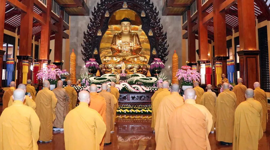 Buddhist festival at Saigon relic pagoda