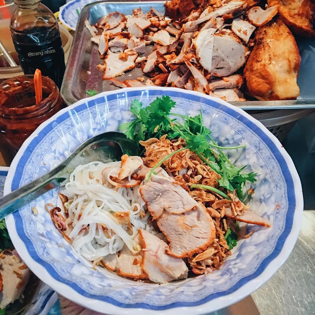 Phở Tíu Bà Phương - Phở trộn độc đáo