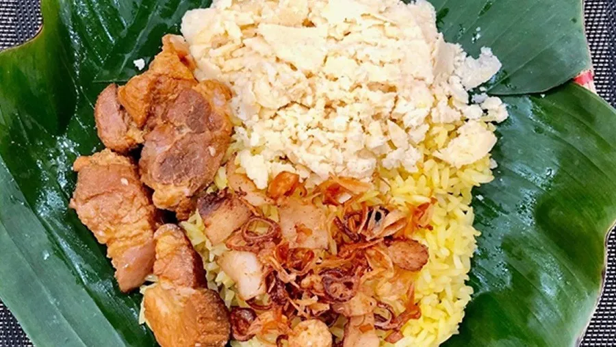 Hành phi giòn cùng hạt xôi mẩy
