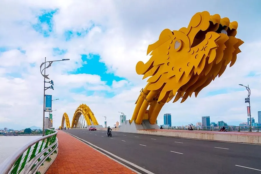 beauty of dragon bridge da nang