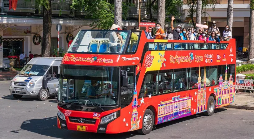 double decker bus around saigon