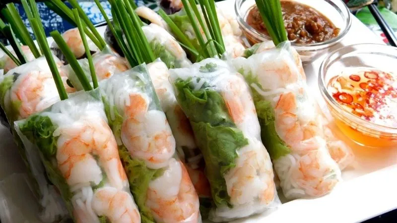gỏi cuốn tôm Dà Nẵng