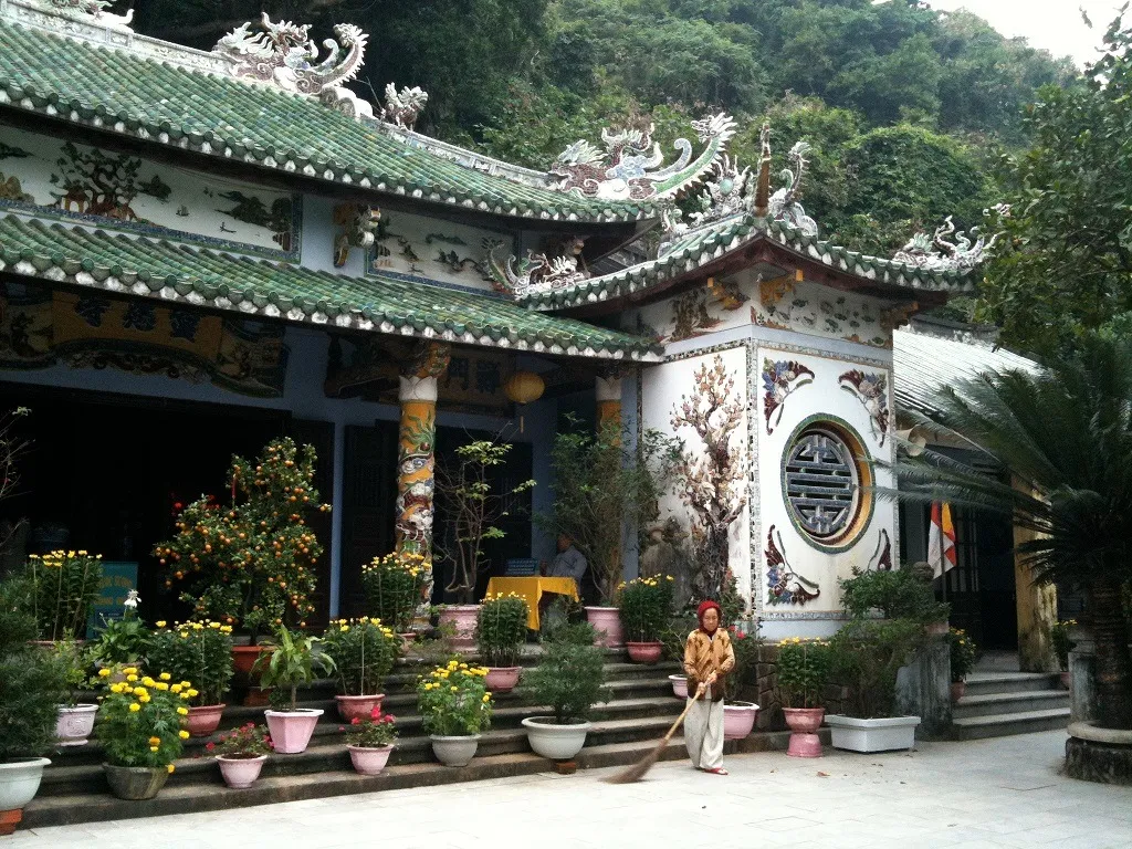 Chùa tam thái