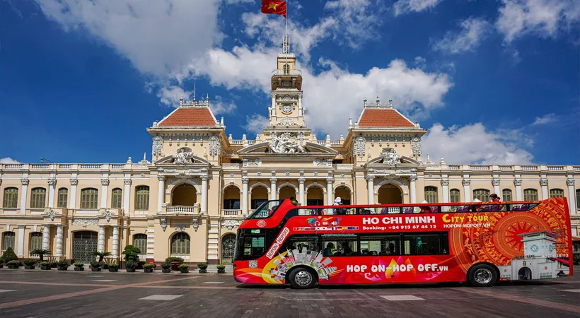 double decker bus around saigon