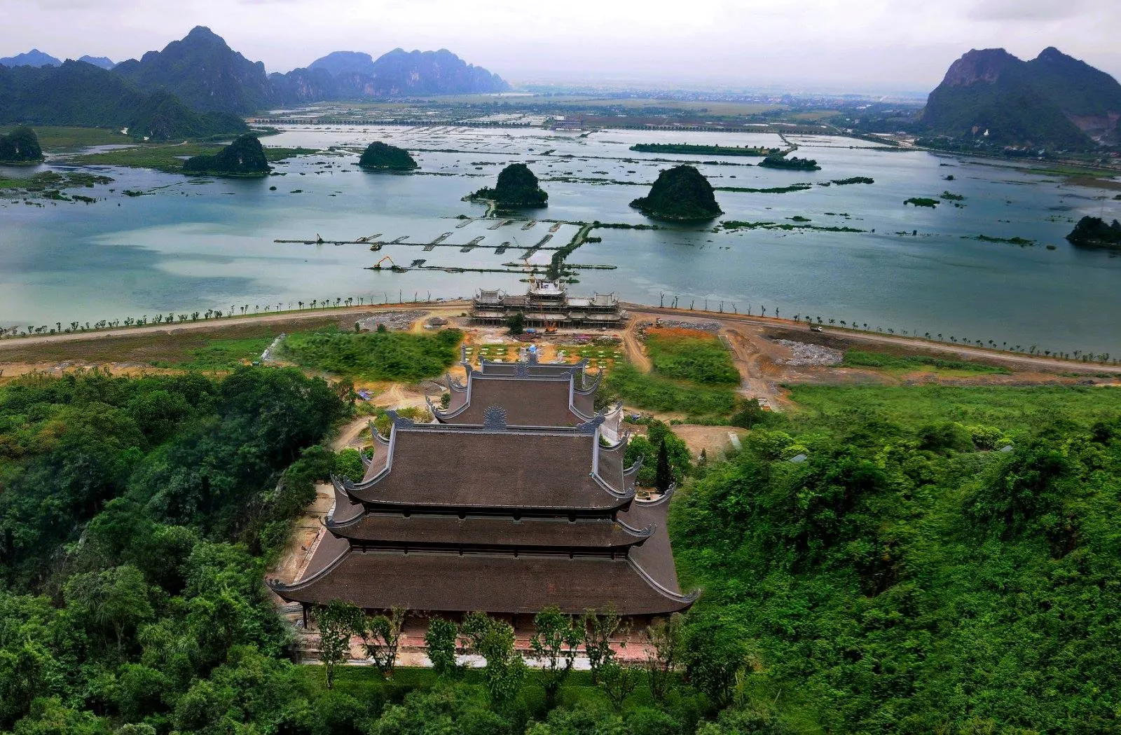 Tam Chuc- The Largest Pagoda Complex in the World