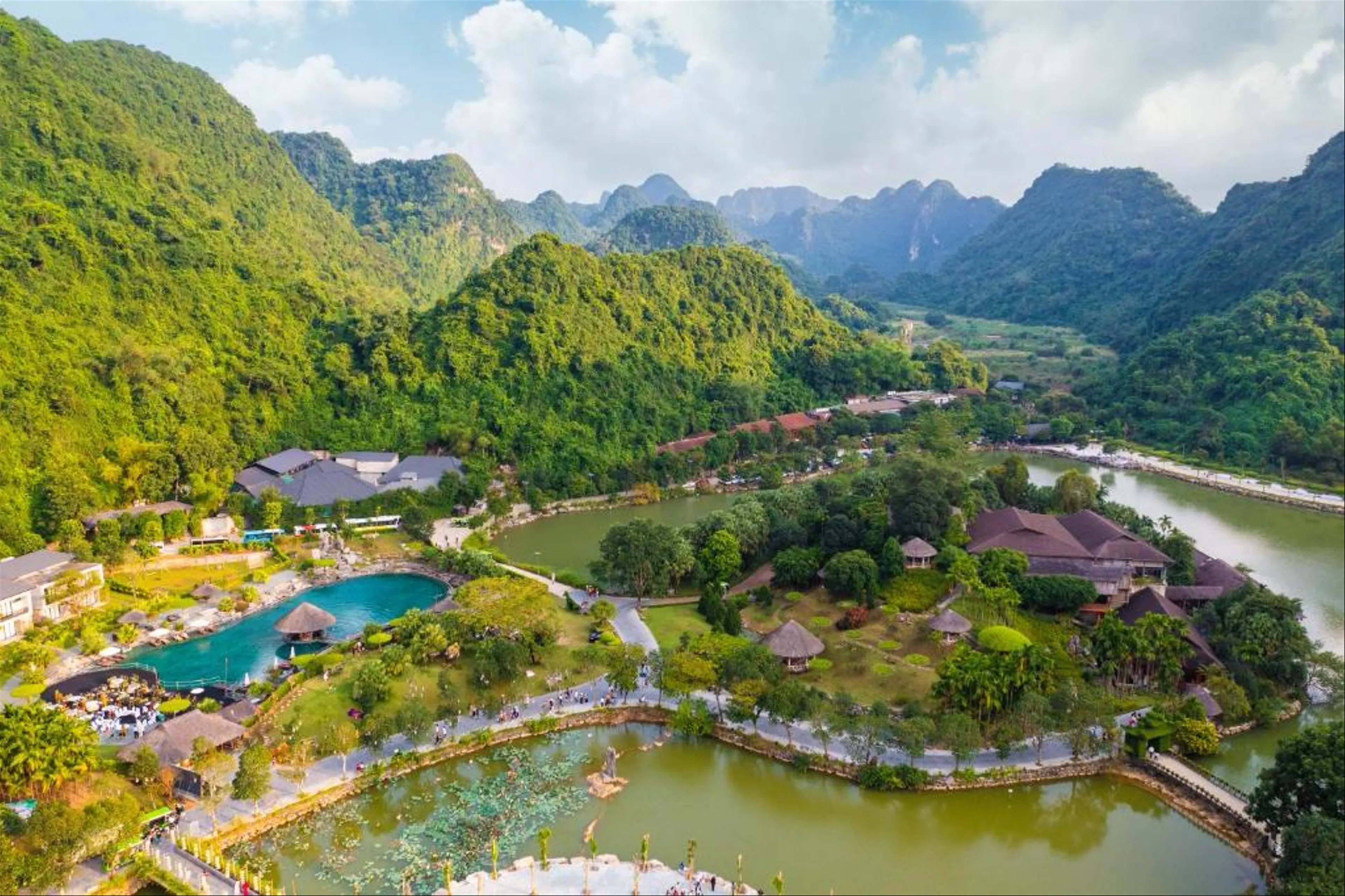  Thung Nham Day Tour Departing from Hanoi