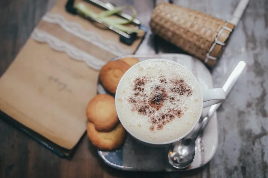 You can eat cakes with coffee