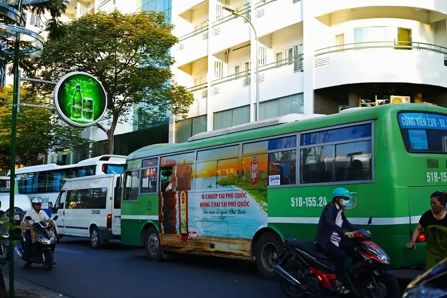 Dễ dàng di chuyển bằng nhiều phương tiện khác nhau đển Văn Thánh