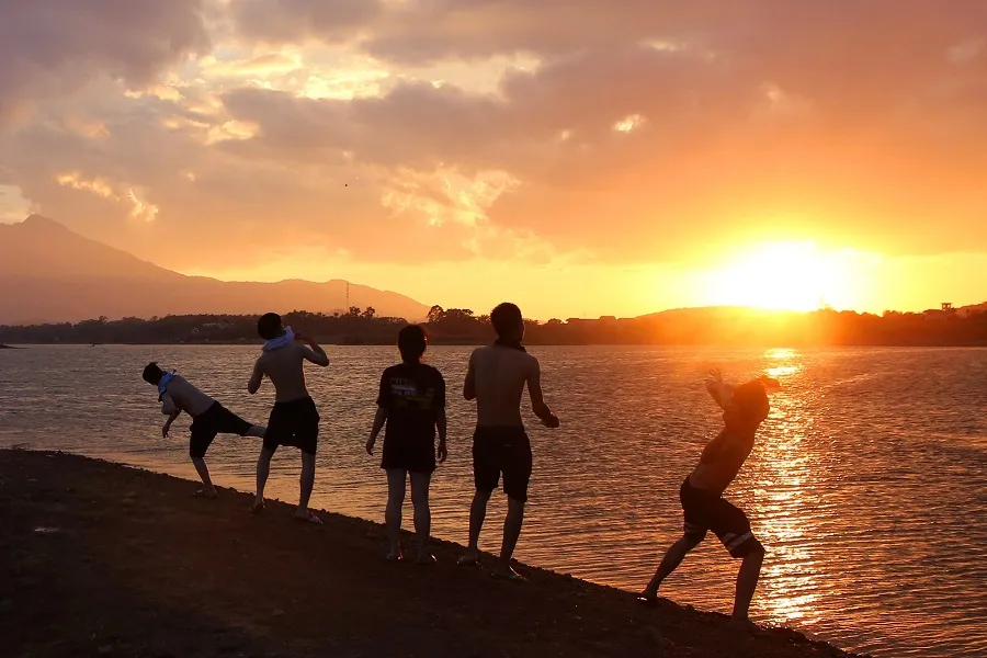 Enjoy romance with the sunset
