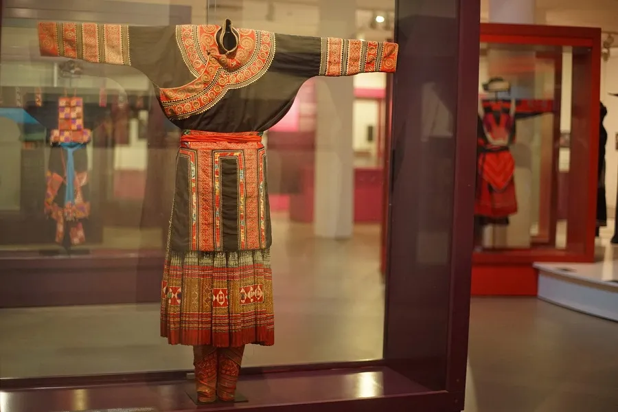 Traditional costumes of ethnic groups are always attractive