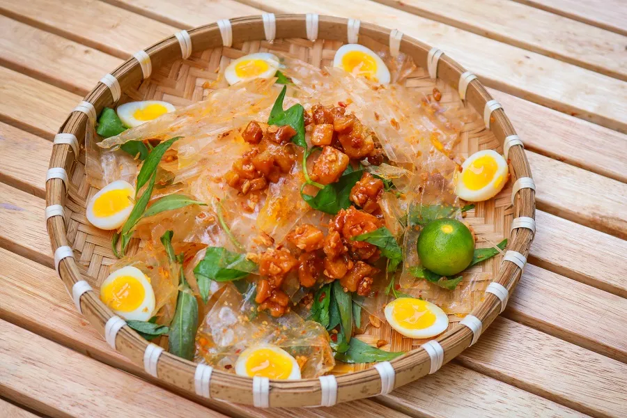 Sợi bánh tráng dai giòn