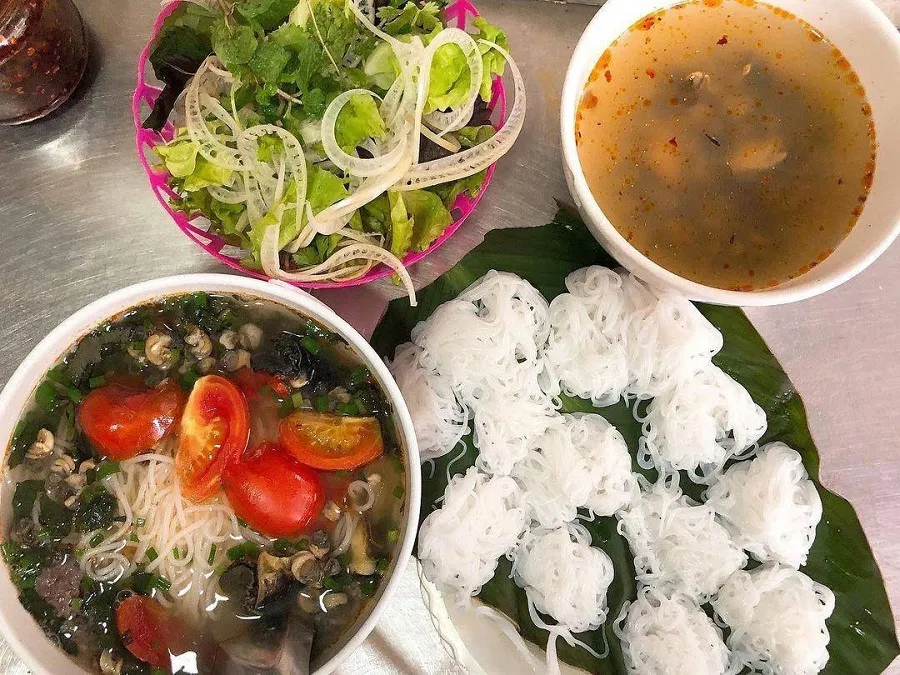 Cold snail vermicelli always makes diners from far away curious
