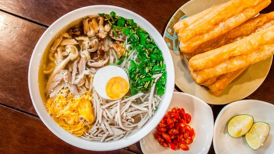 Vermicelli can be eaten with fried noodles