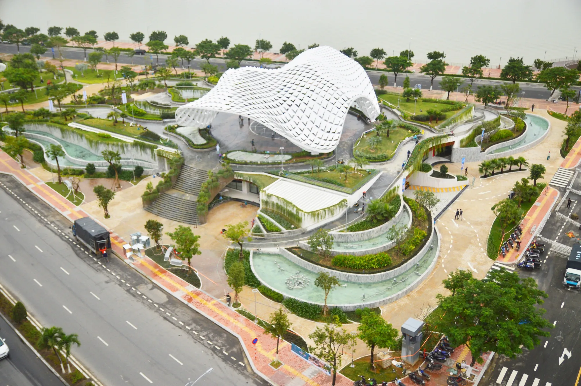 Panoramic view of APEC kite