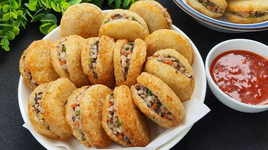 Attractive fried sticky rice with unique cooking method