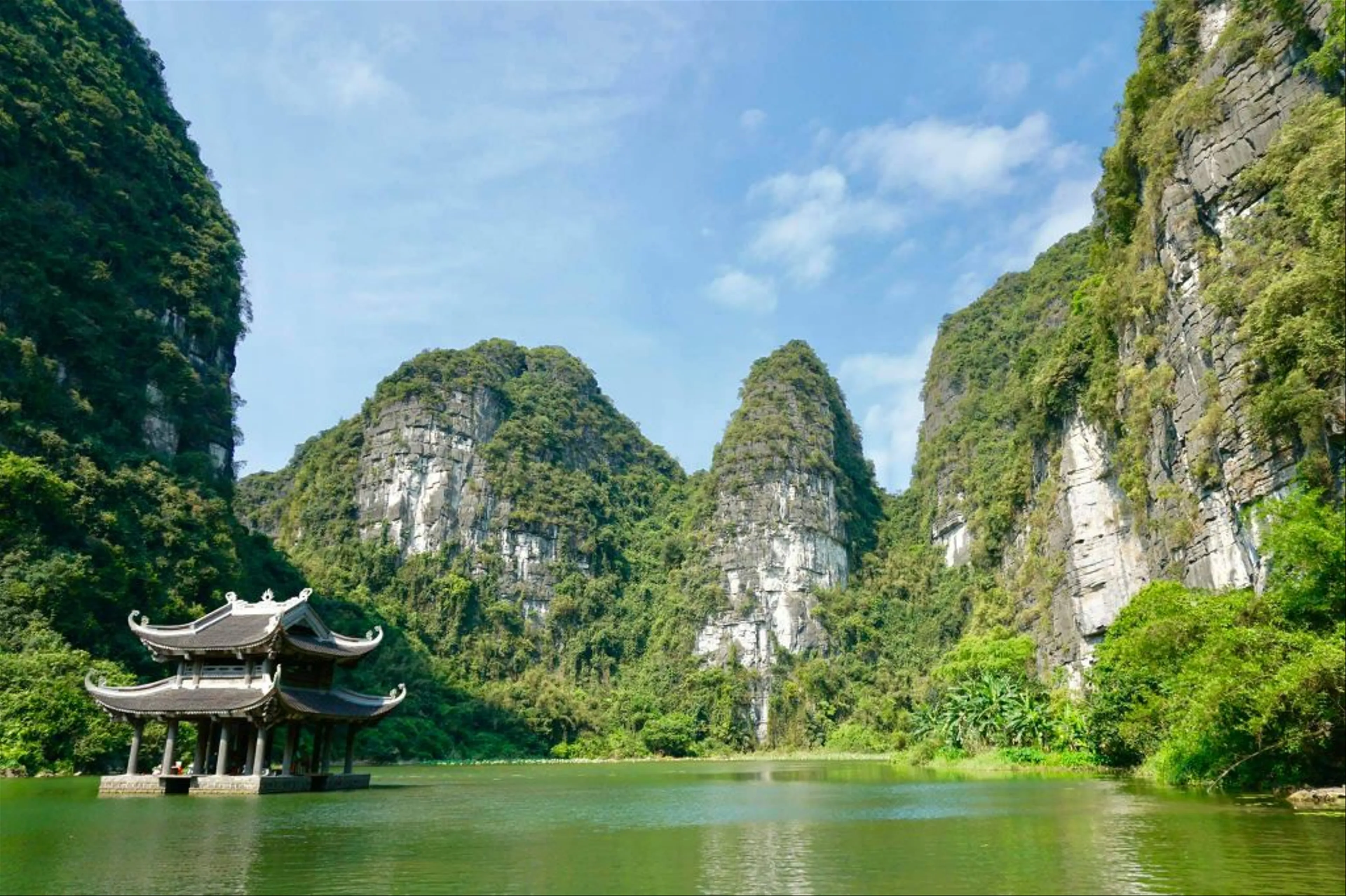 Hành trình lịch sử Quần thể danh thắng Tràng An Ninh Bình