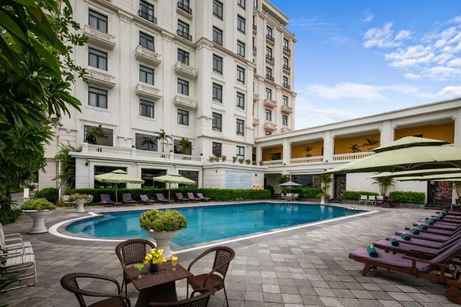 The hotel prioritizes guest satisfaction when visiting