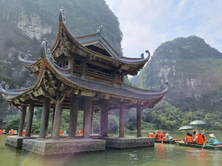 Trang An tour is always an attractive choice for all tourists