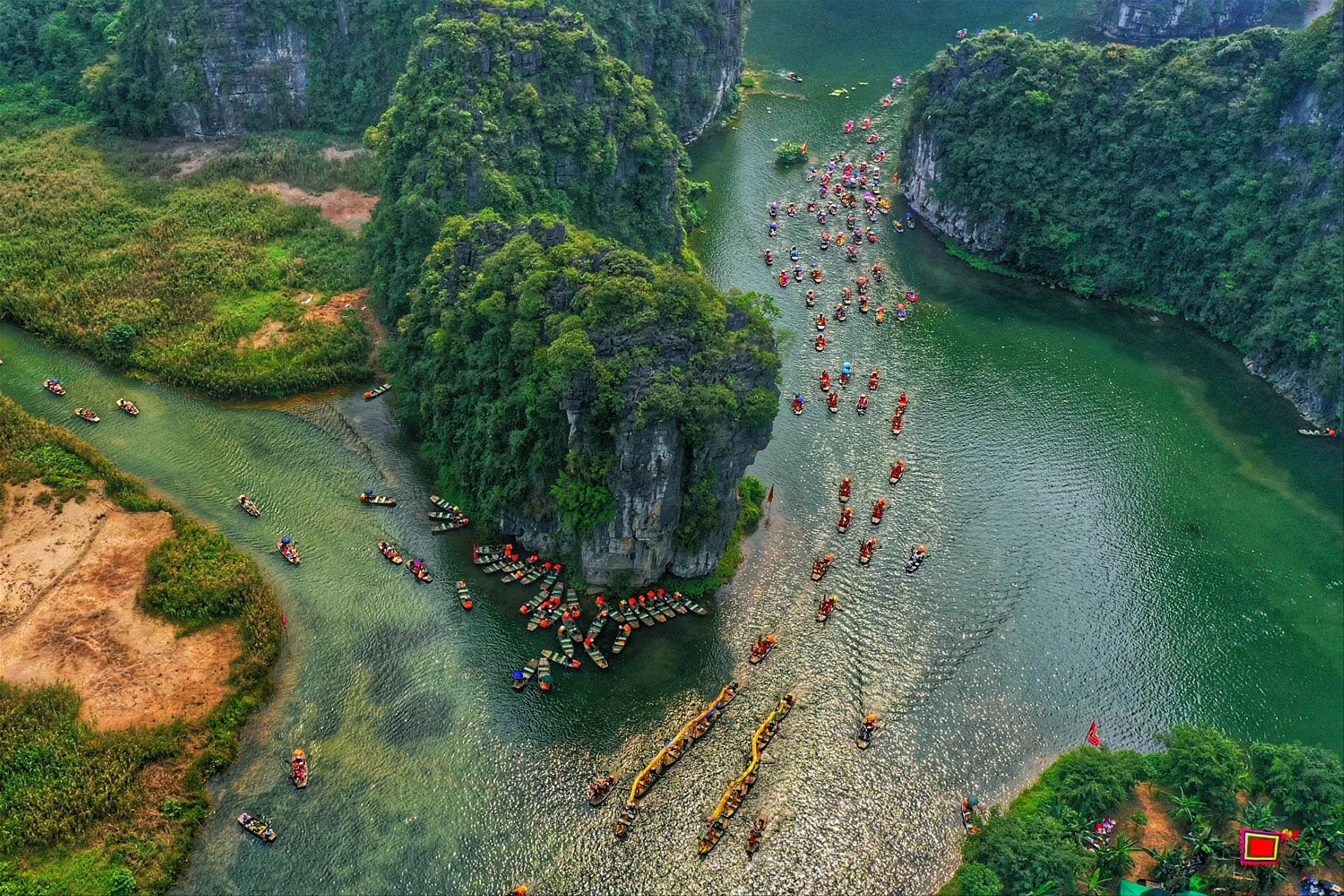 Hành trình khám phá Tràng An trong một ngày