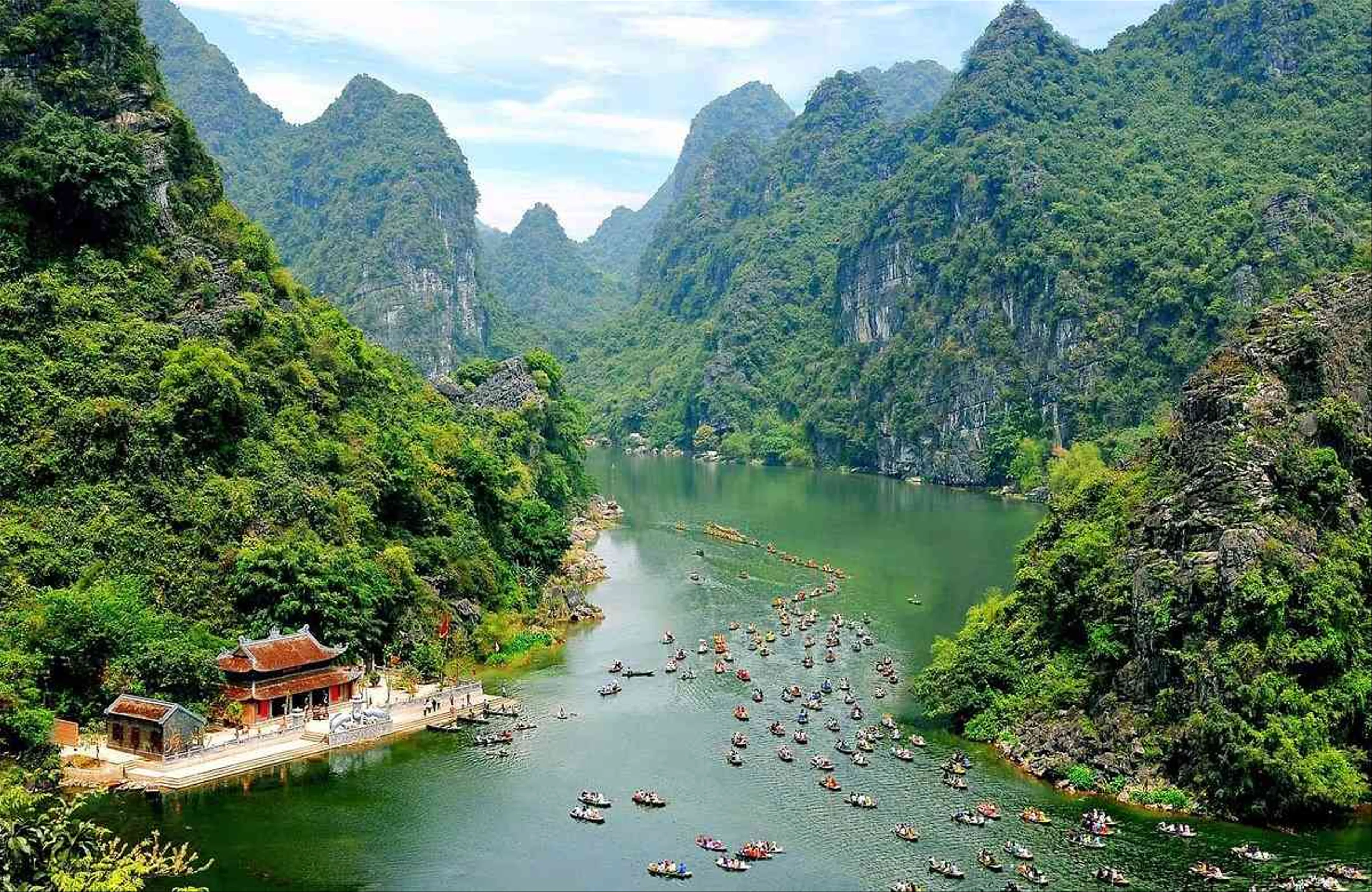 Journey to discover Trang An in one day