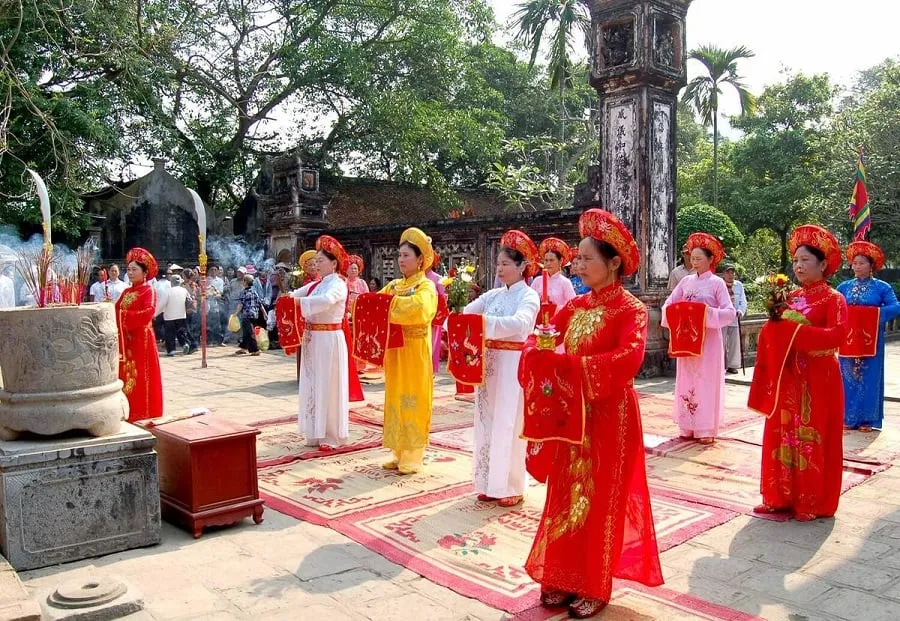 Hoa Lư là nơi diễn ra nhiều lễ hội truyền thống mang giá trị văn hóa lịch sử lớn