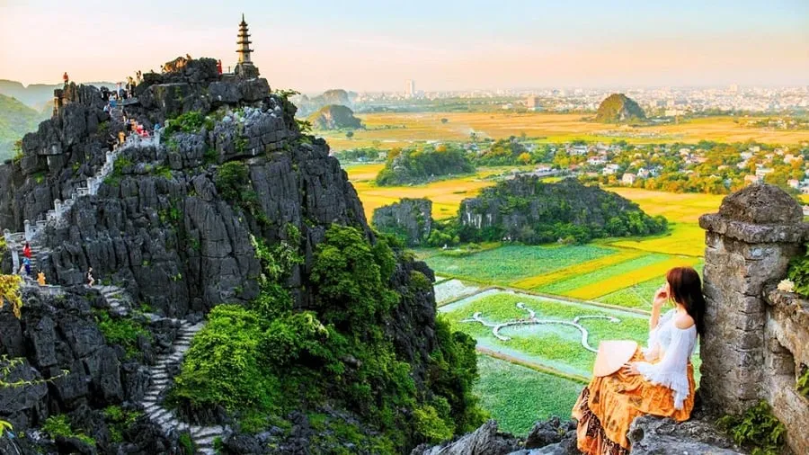 Hoa Lư những ngày đầu xuân đẹp rực rỡ thích hợp để ghé thăm