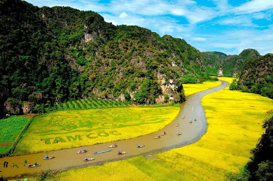 Easily visit Tam Coc Bich Dong in many ways