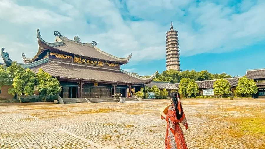 Spiritual place with ancient beauty in Thung Nang