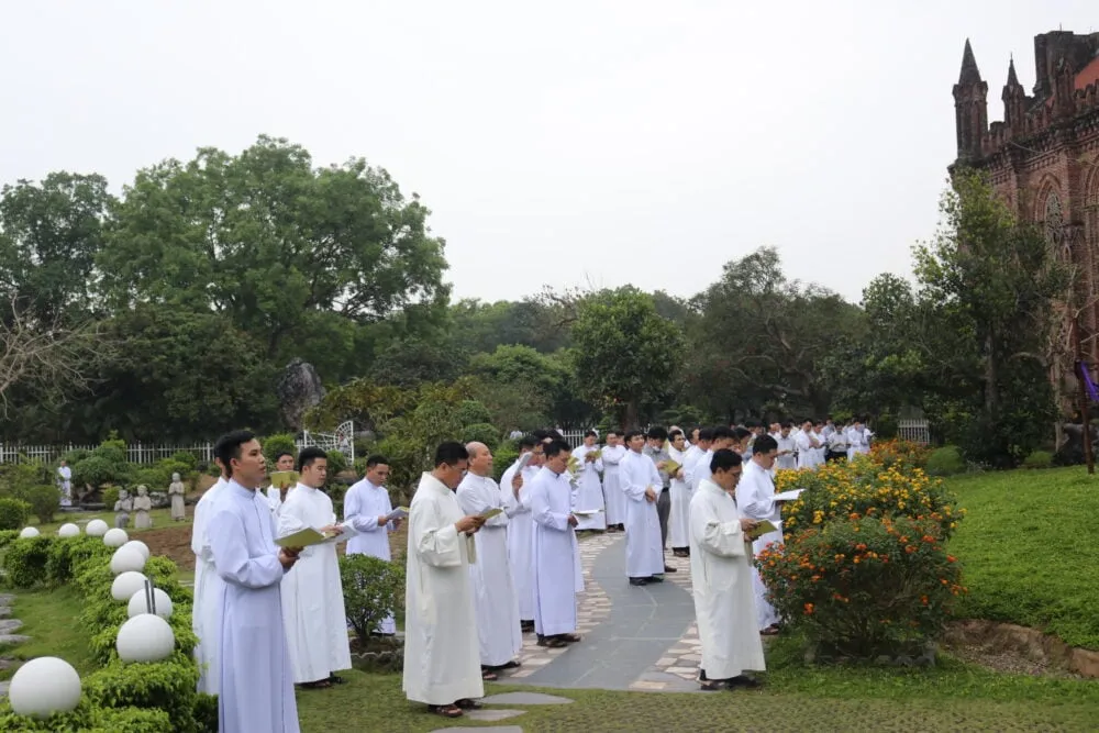 One of the rituals at Chau Son Monastery