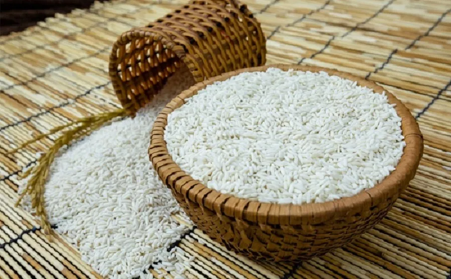 Rice used to brew wine needs to be carefully selected