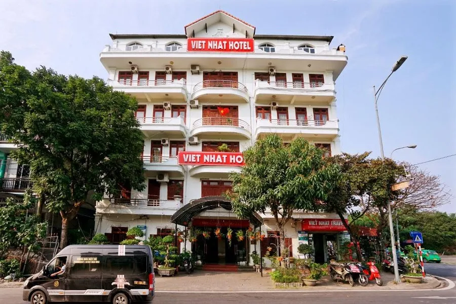 Viet Nhat Hotel is located in a prime location