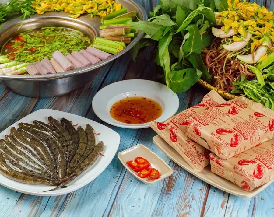 Nhà Hàng Hoàng Long với món lẩu cá kèo tươi ngon