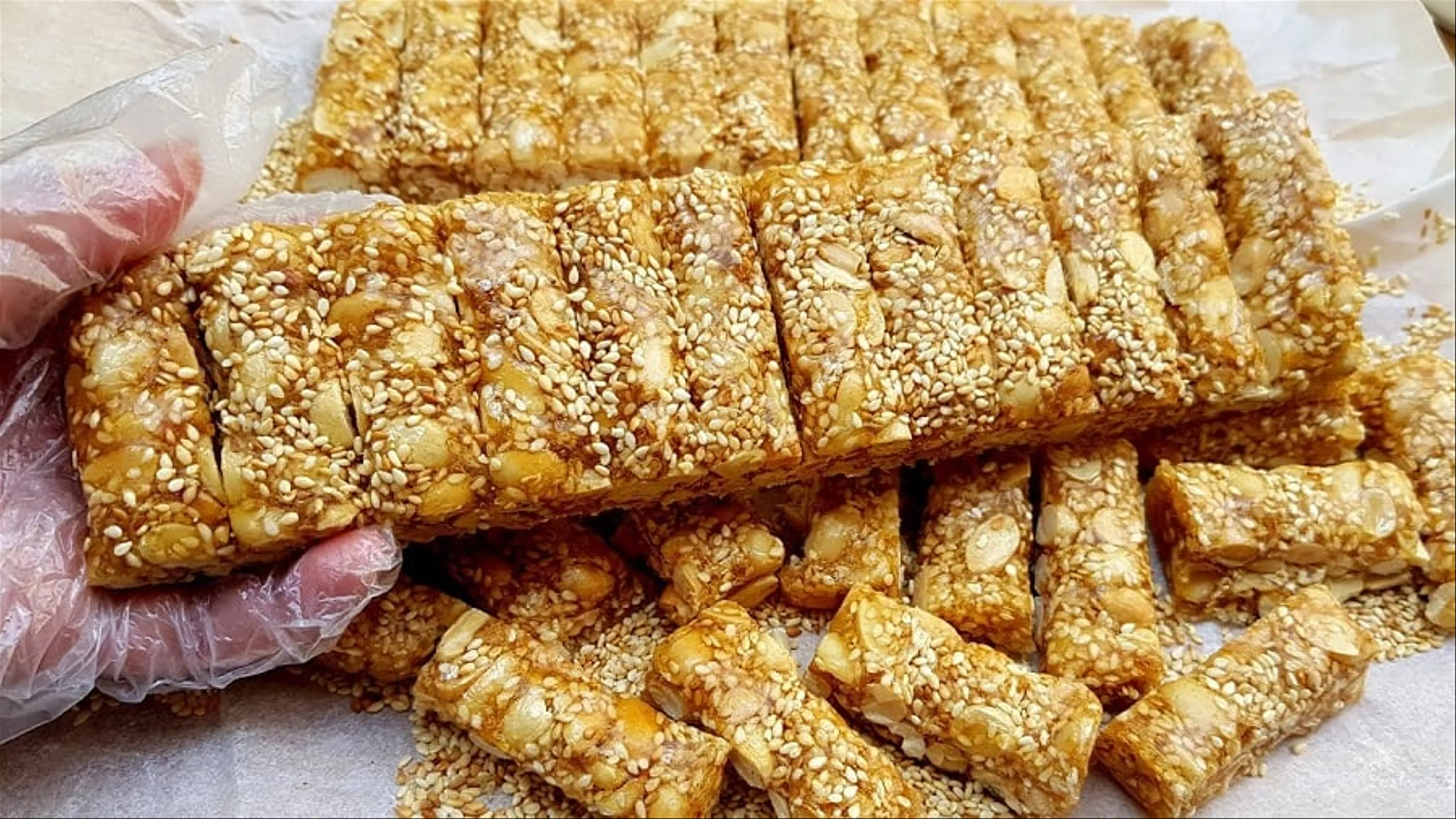 Cách làm Kẹo lạc Ninh Bình tại nhà dễ dàng