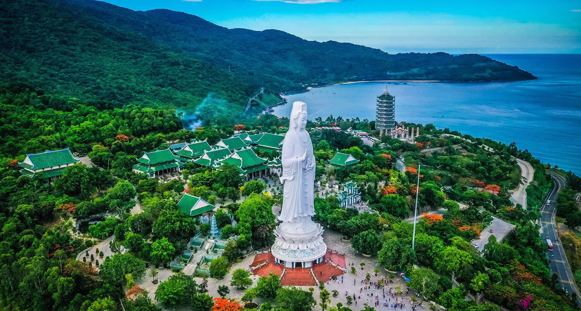 Linh Ung Pagoda - a peaceful place in the heart of Da Nang