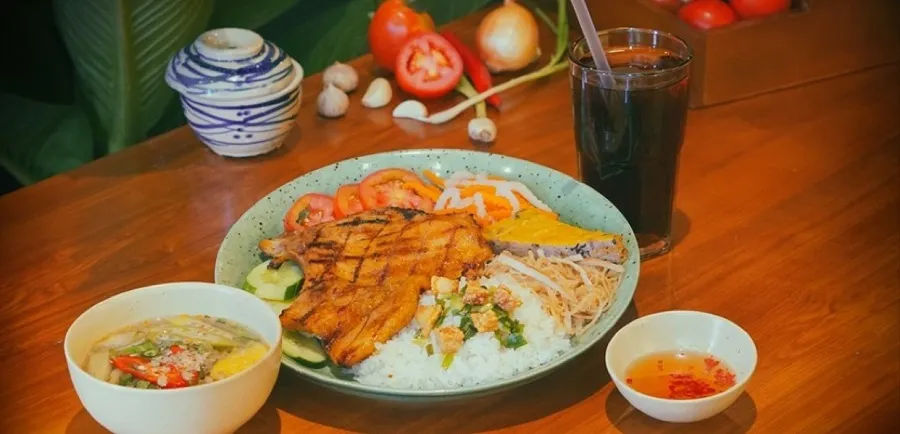 Cơm Tấm Sà Bì Chưởng được giới trẻ ưa thích