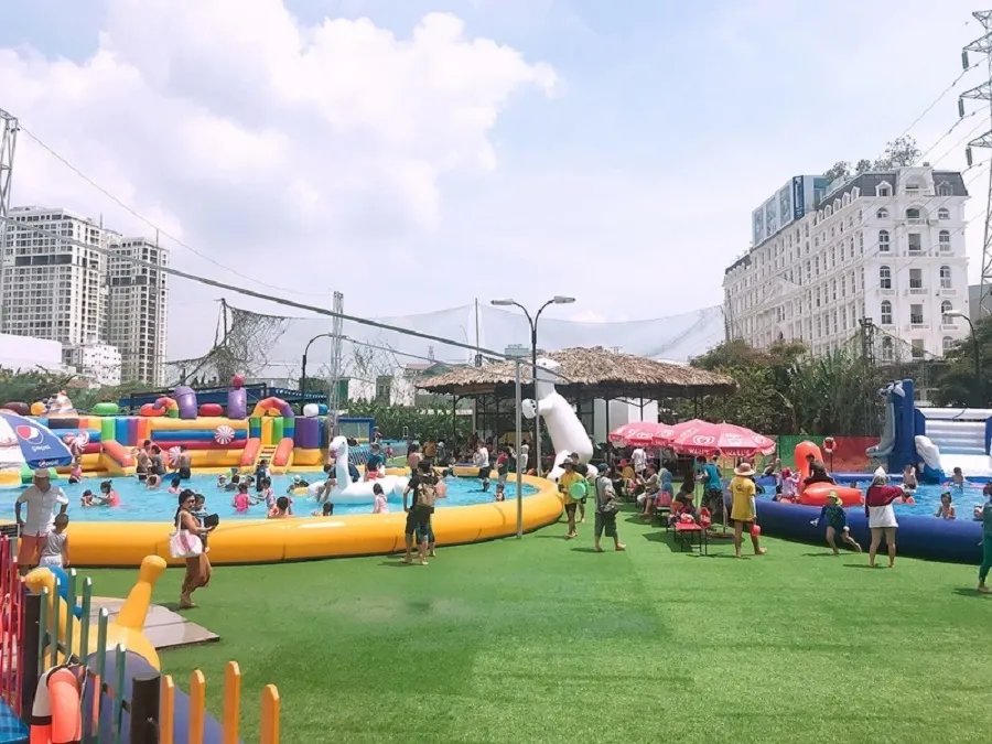 Hello Park with large play space