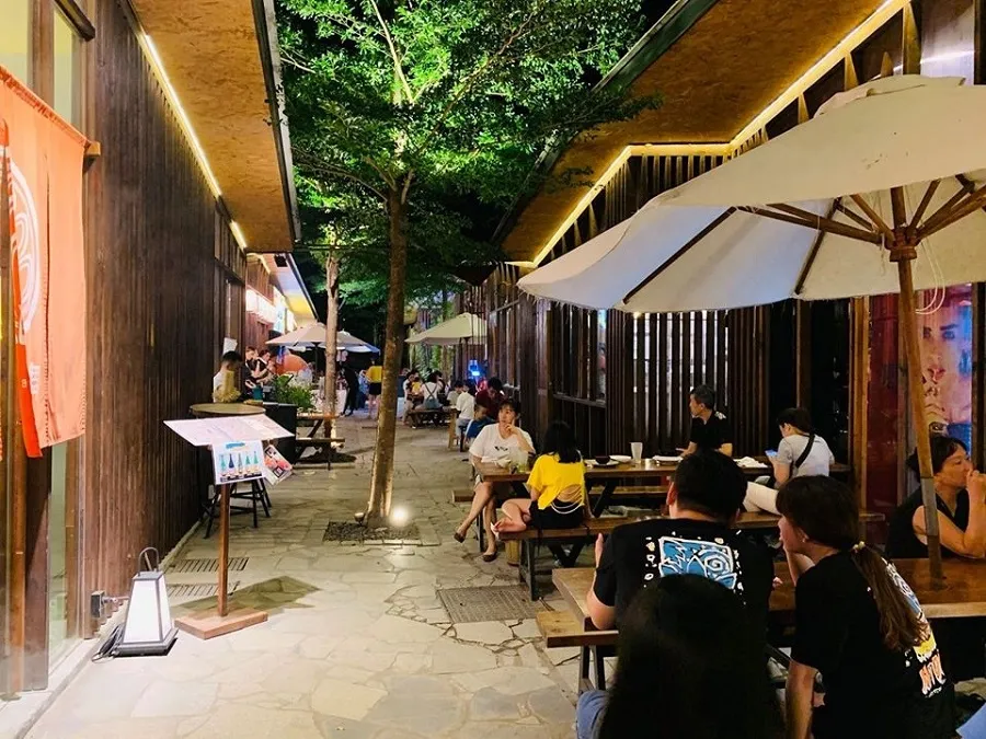 Japan Street is a place with many attractive Japanese restaurants