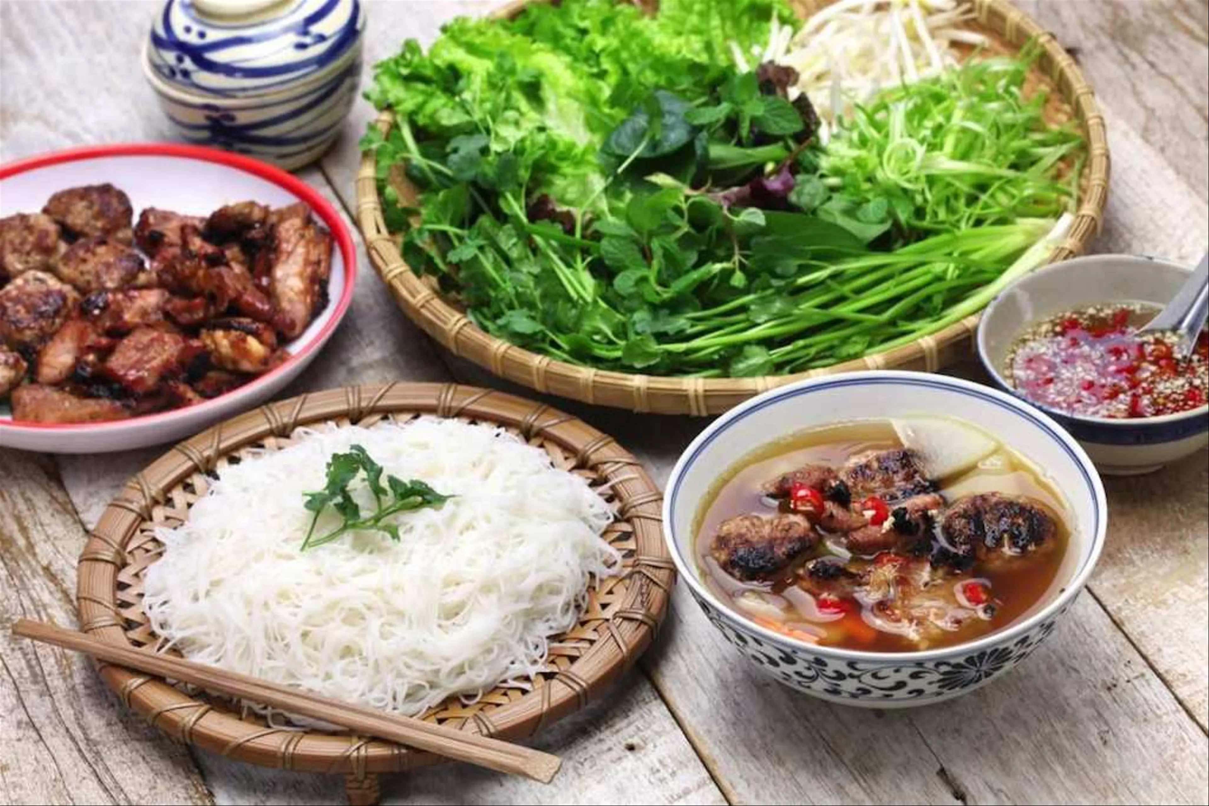 The Unique Flavor of Bun Cha Chan Makes Its Mark in Bib Gourmand