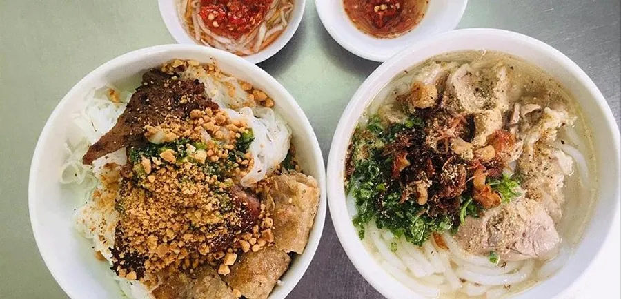 The noodles are chewy and crispy