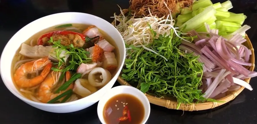 Each region will have a different way of preparing vermicelli and fish sauce